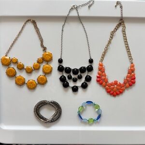 Lot of  Multi-Color Beaded Necklaces and bracelets Set